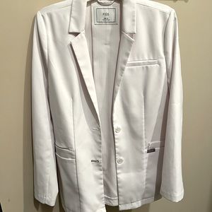 Gently used figs white coat size small